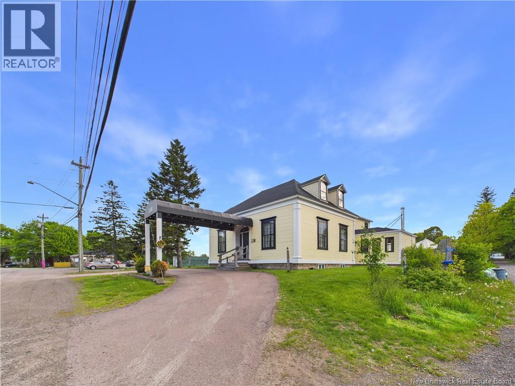 104 Main Street - Image 46