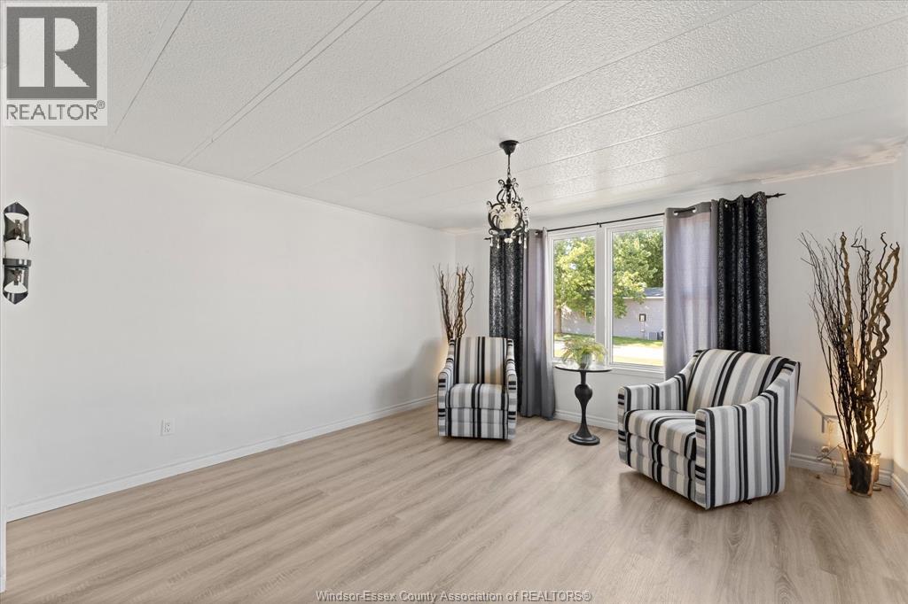 9 PARKSIDE - 16
