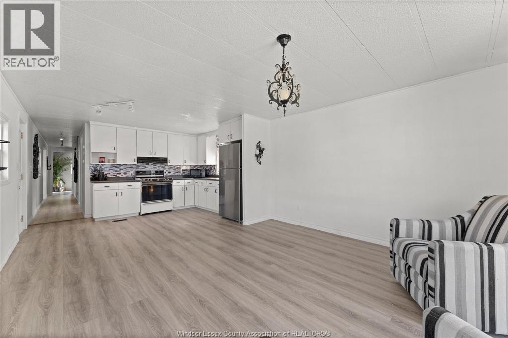 9 PARKSIDE - 14