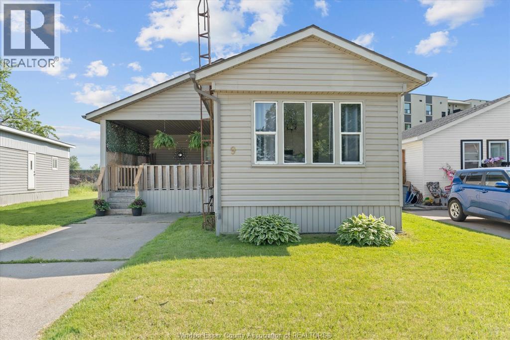 9 PARKSIDE - 28