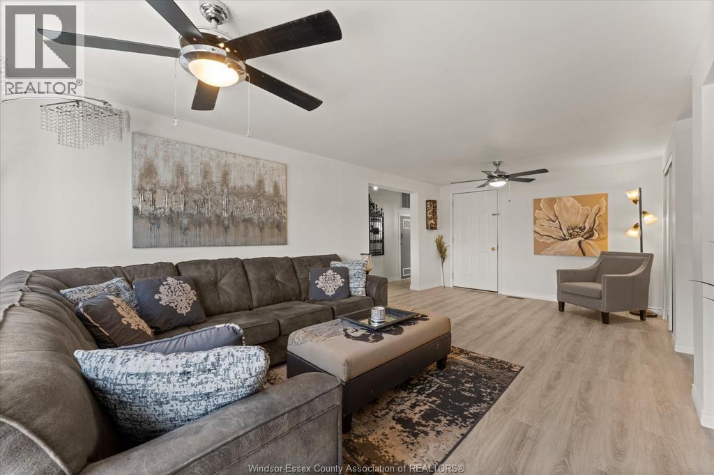 9 PARKSIDE - 8