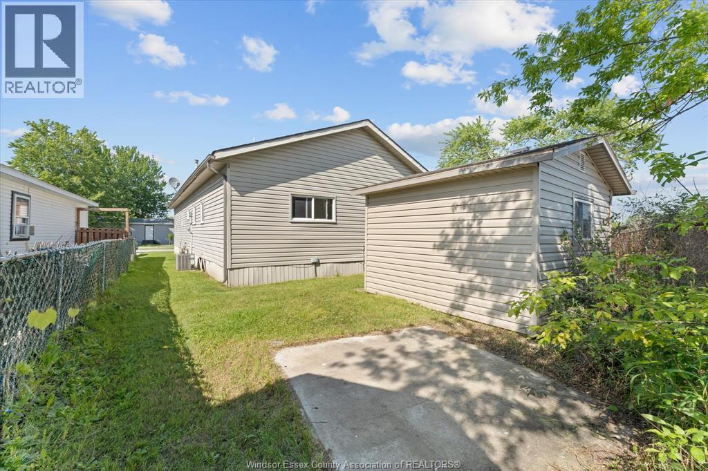 9 PARKSIDE - 27