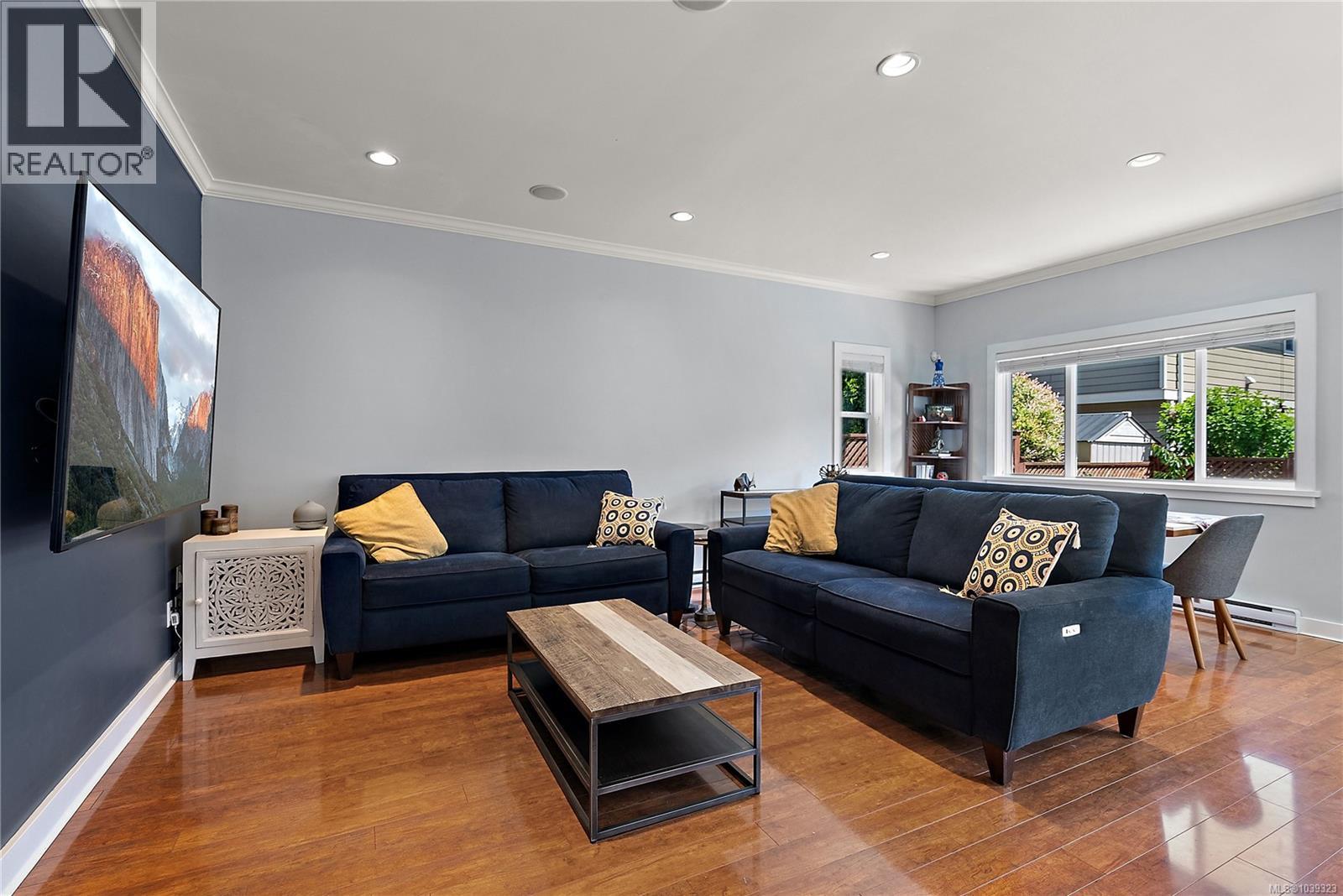 3299 Merlin Rd - 5