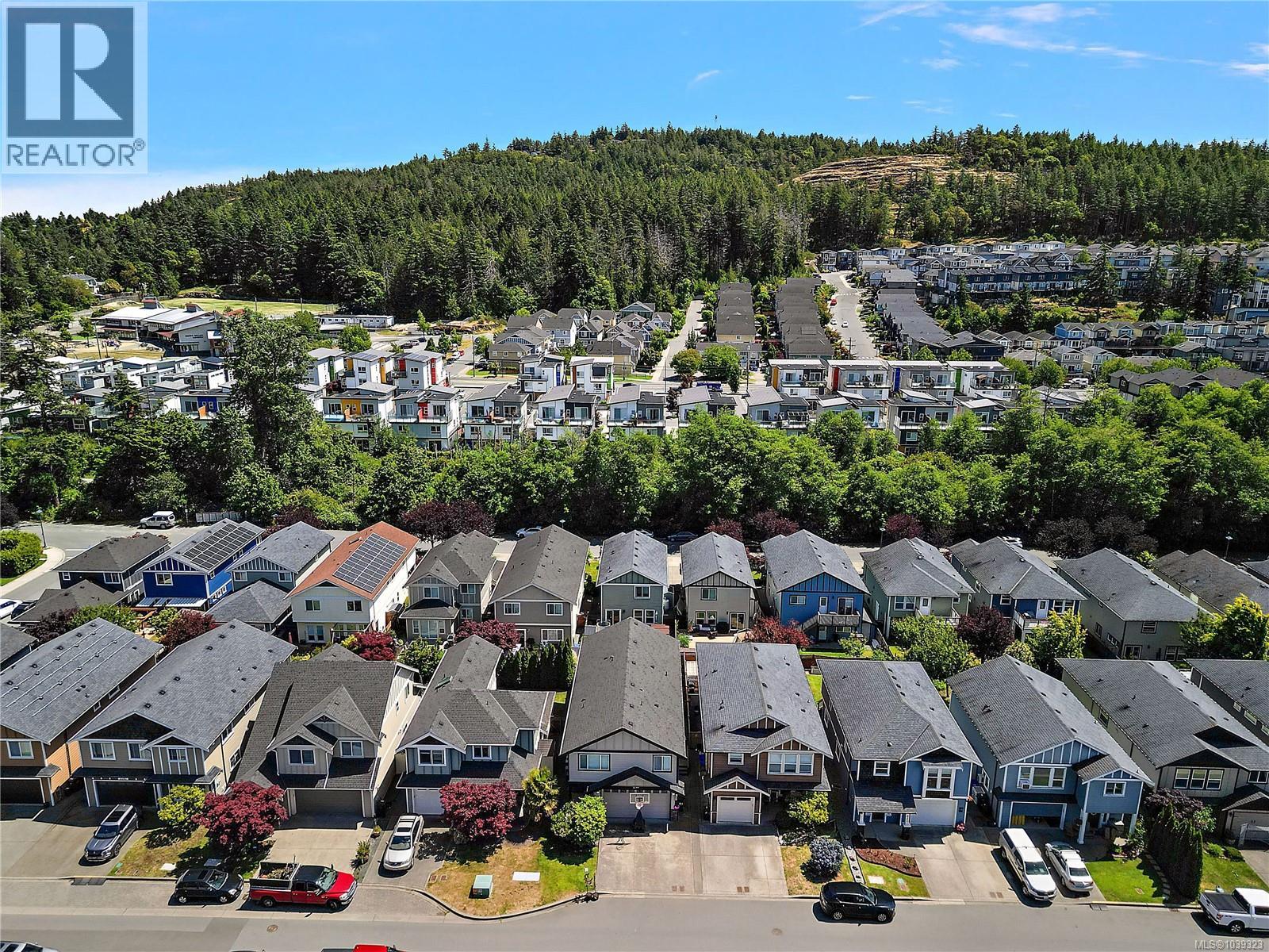 3299 Merlin Rd - 33