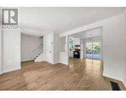 333 Neal Drive, Richmond Hill, ON L4C3L3 Photo 8