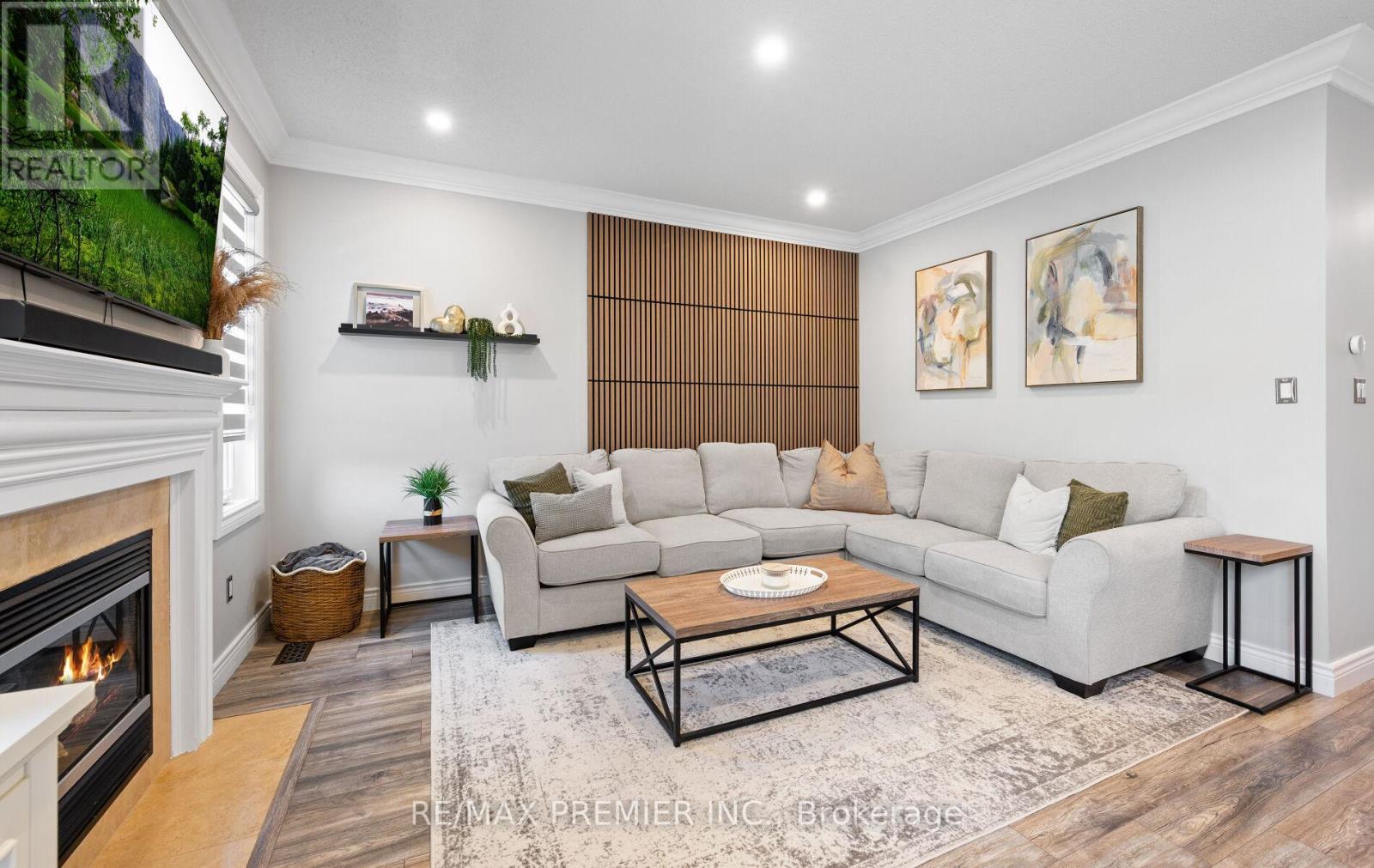 283 KIRKVALLEY CRESCENT - 16