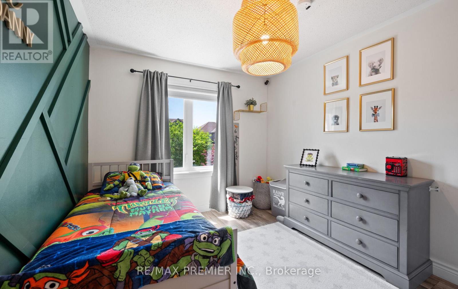 283 KIRKVALLEY CRESCENT - 24