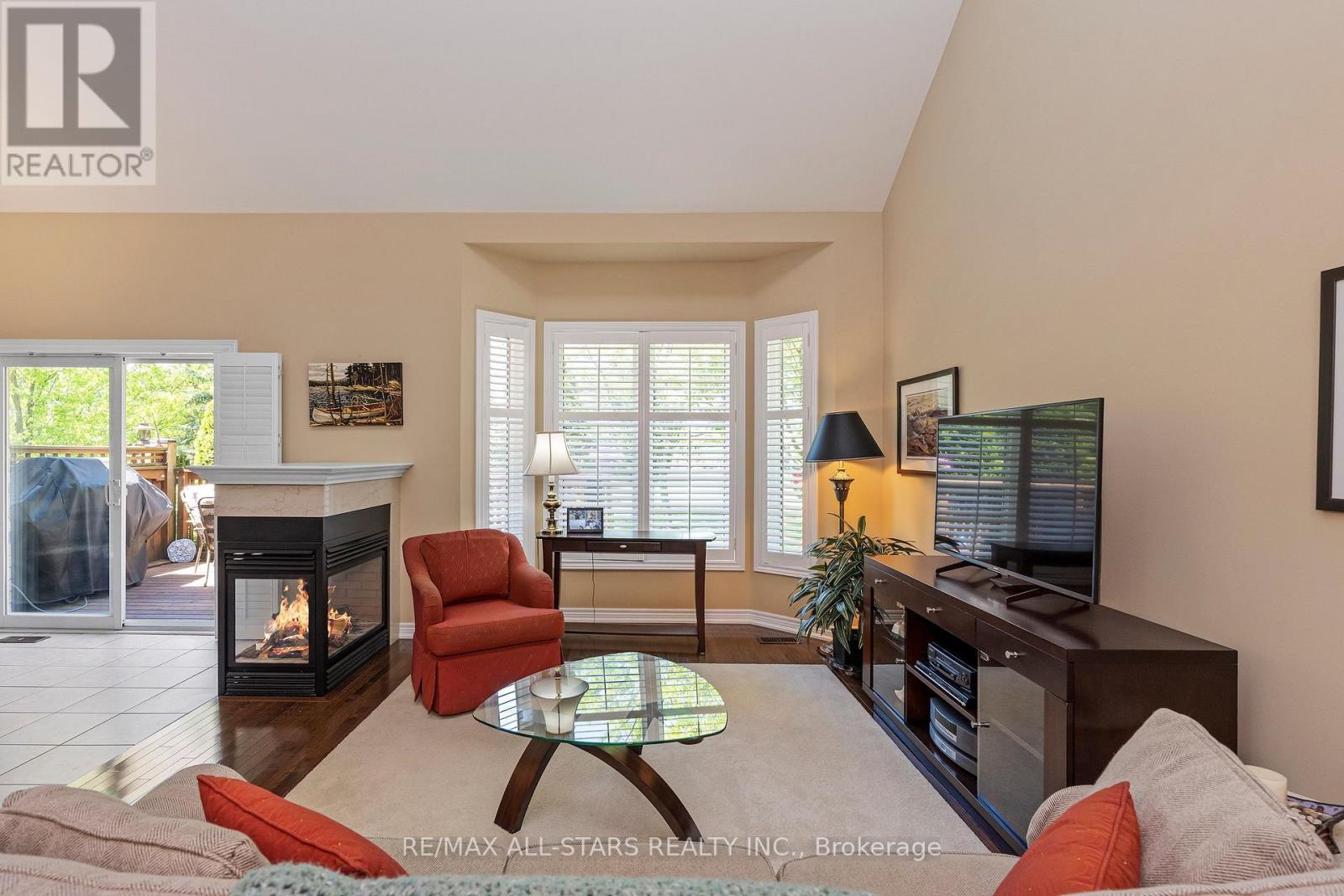 46 OASIS WAY - 21