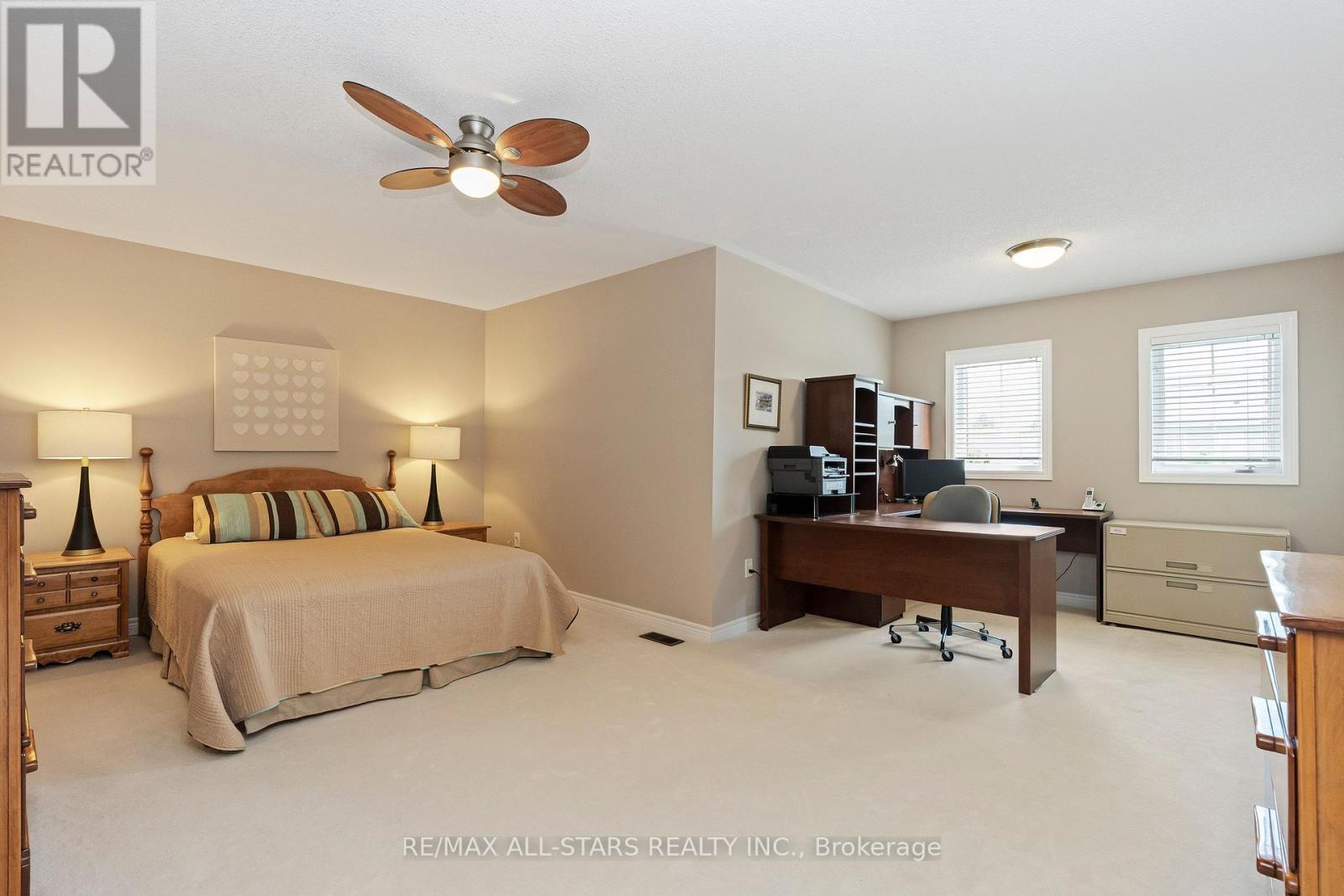 46 OASIS WAY - 34