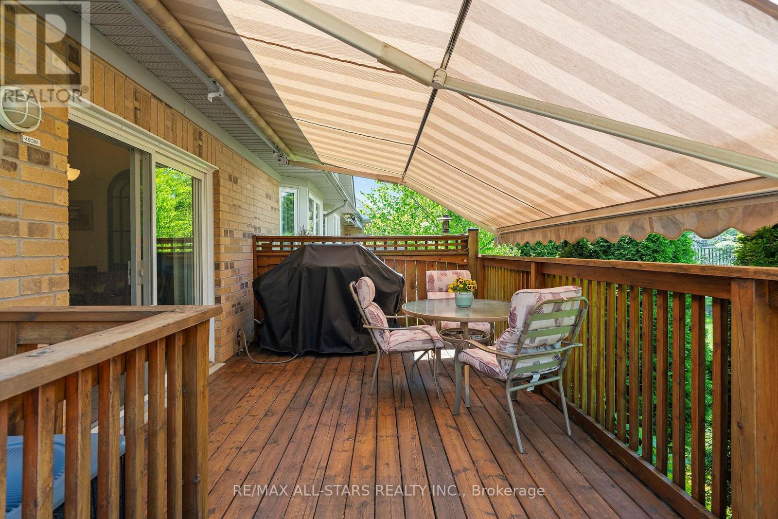 46 OASIS WAY - 40