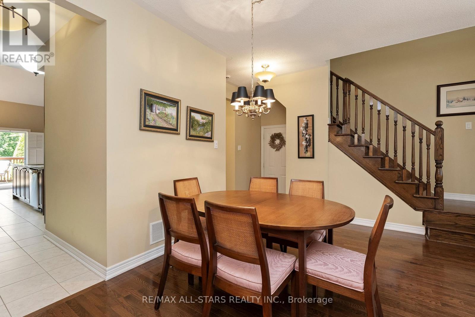 46 OASIS WAY - 9
