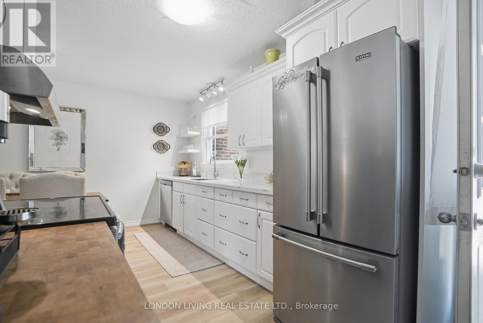 388 HOMESTEAD COURT - 12