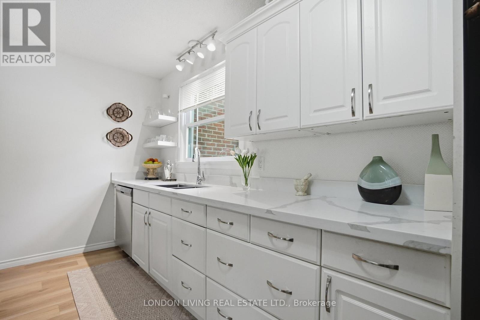 388 HOMESTEAD COURT - 13