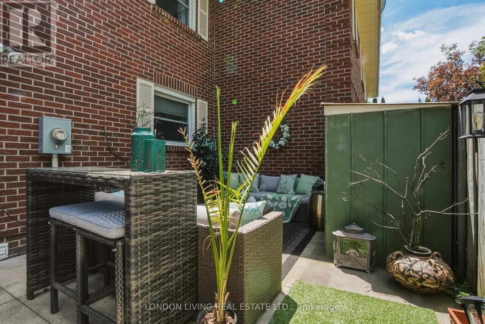388 HOMESTEAD COURT - 36