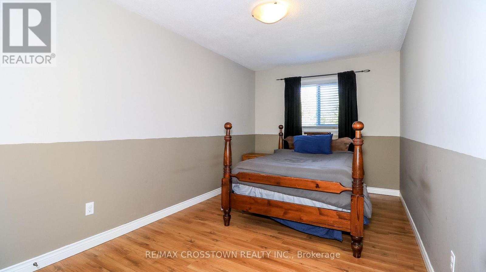 67 DONALD CRESCENT - 17
