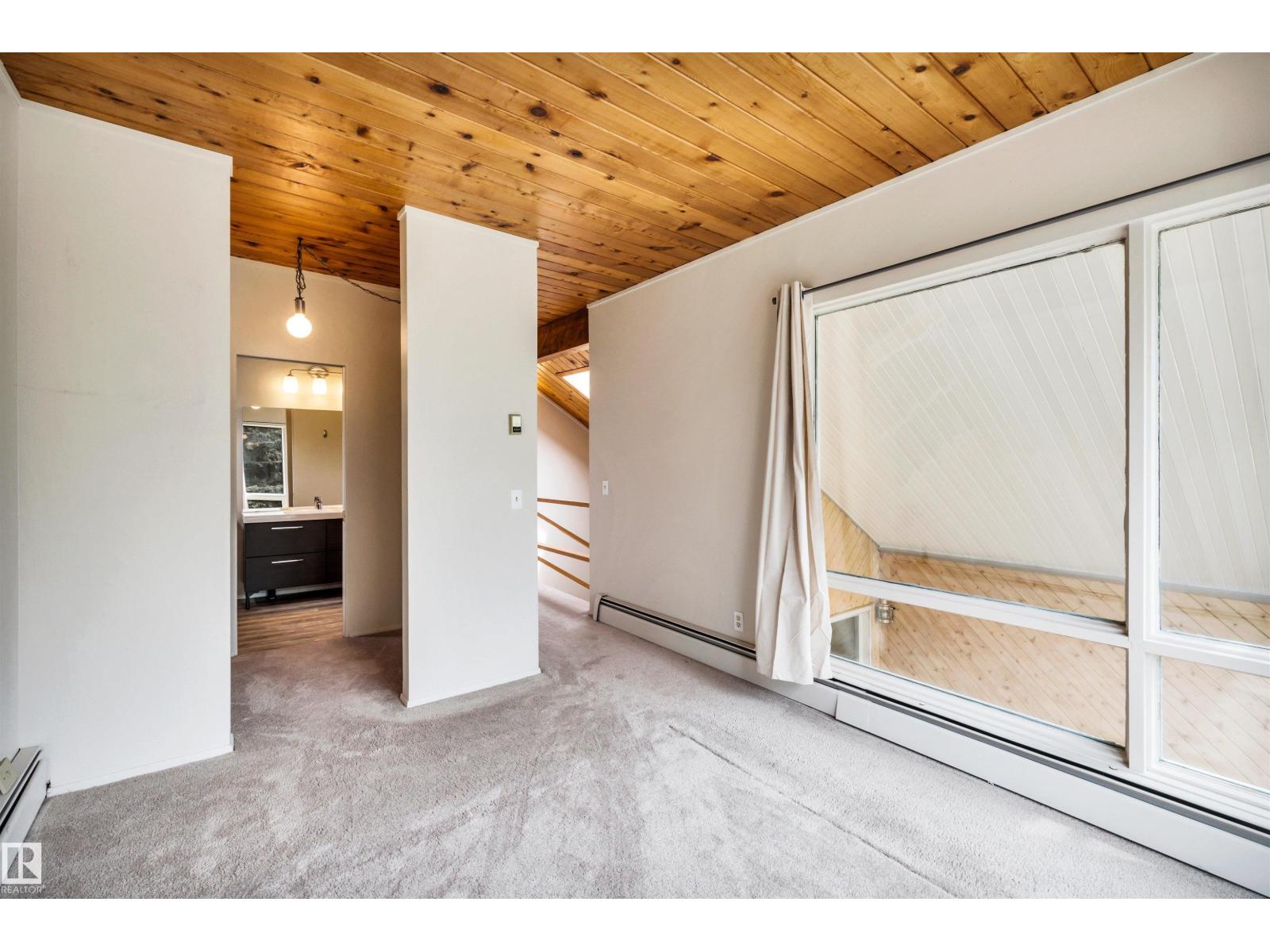 26 SABLE CR — photo 31