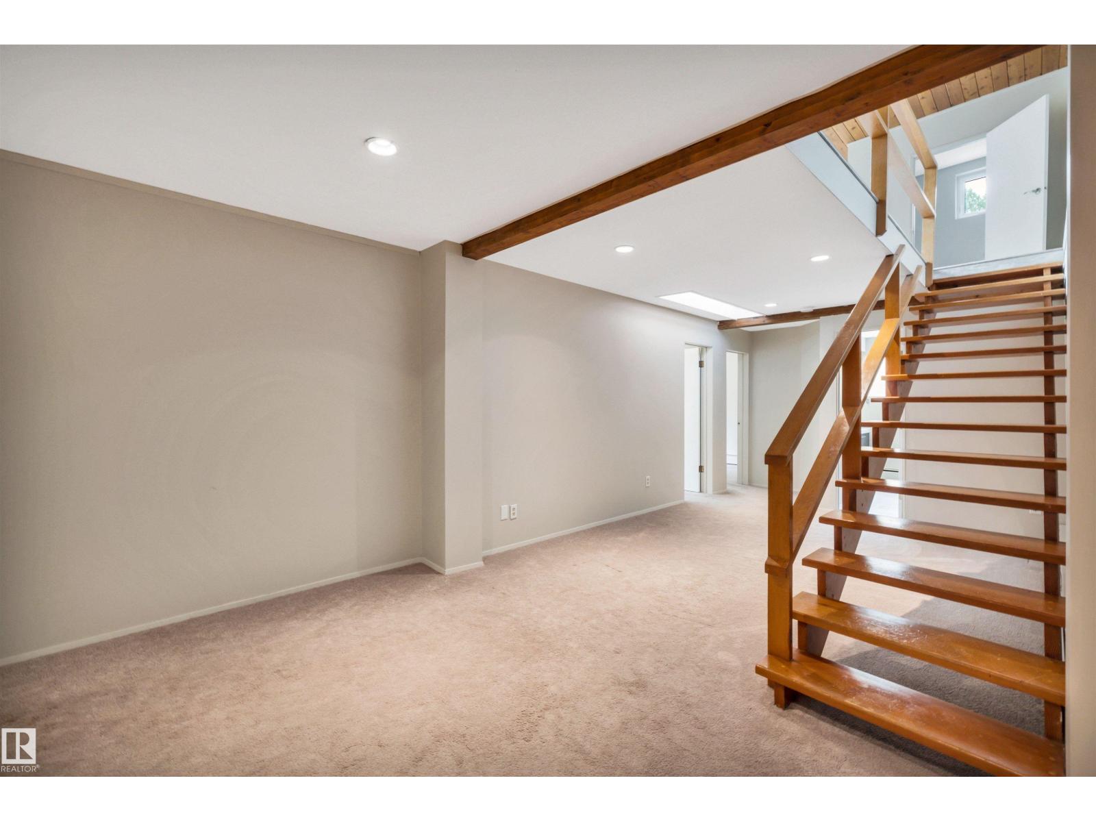 26 SABLE CR — photo 34