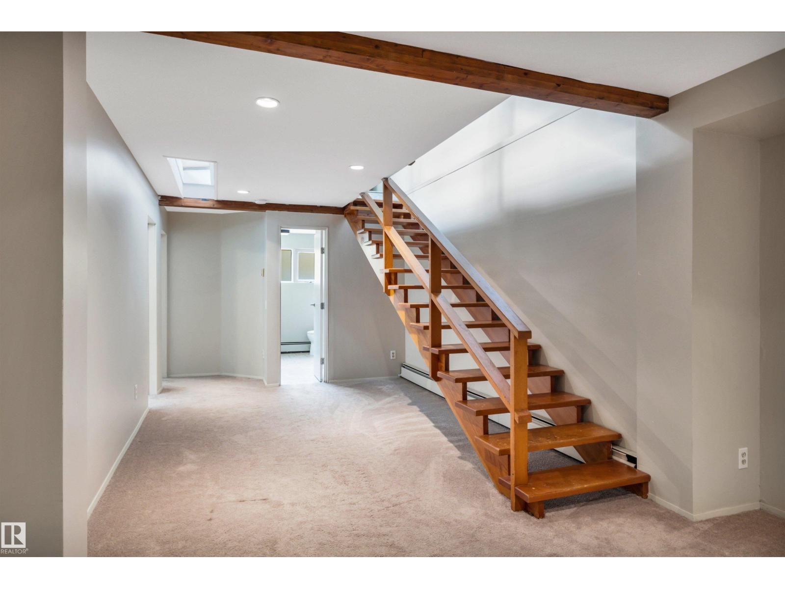 26 SABLE CR — photo 33