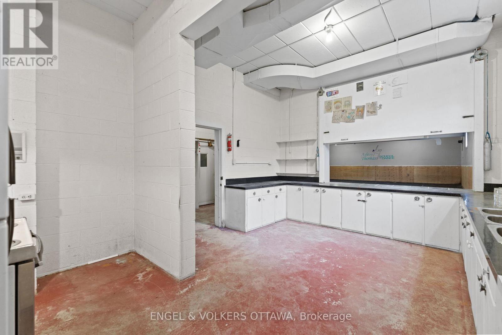 518 CHURCH STREET - 12
