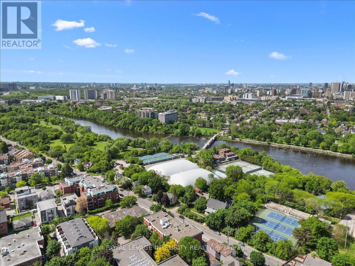 #PH5 939 NORTH RIVER ROAD - 36