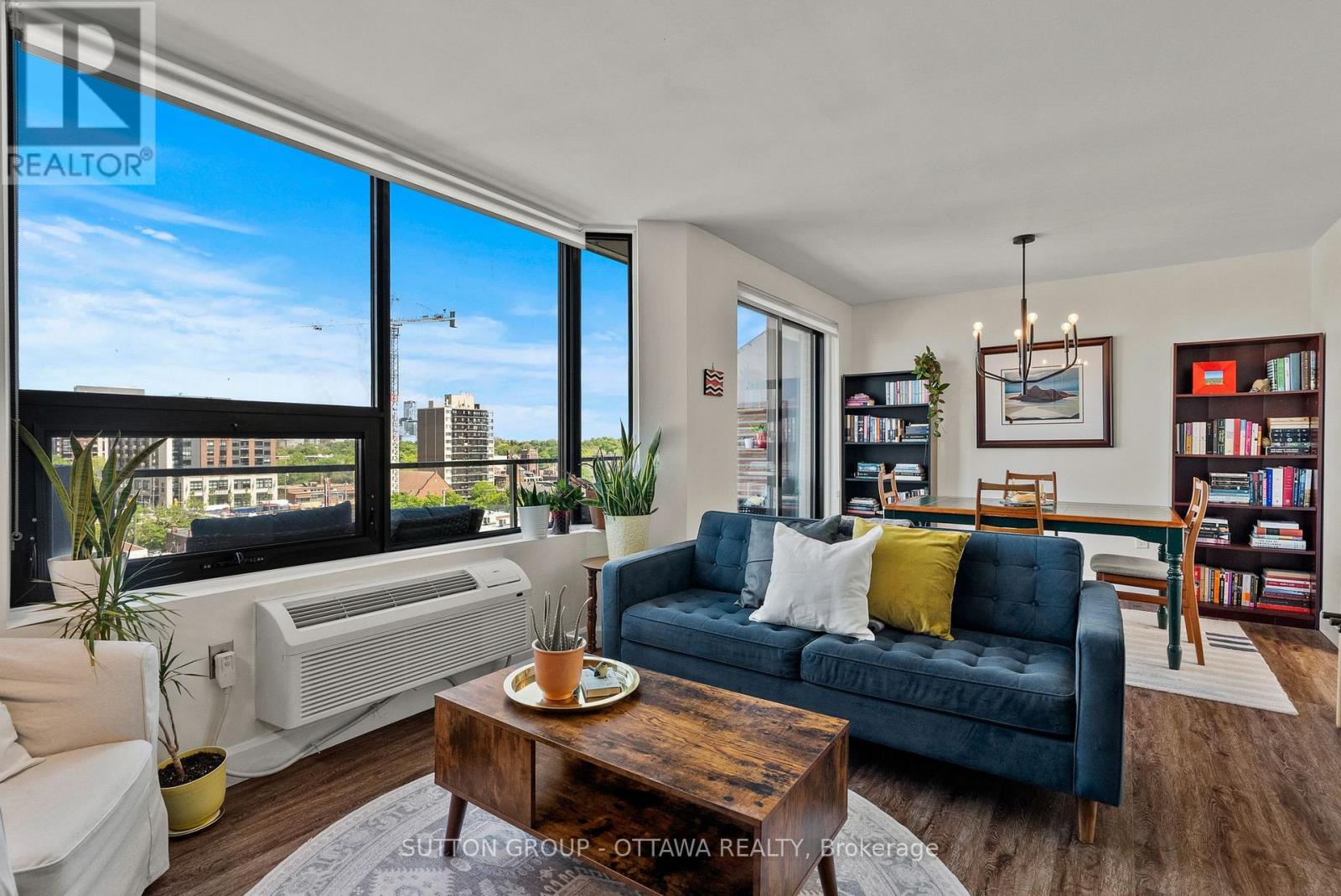 #702 99 HOLLAND AVENUE - 16