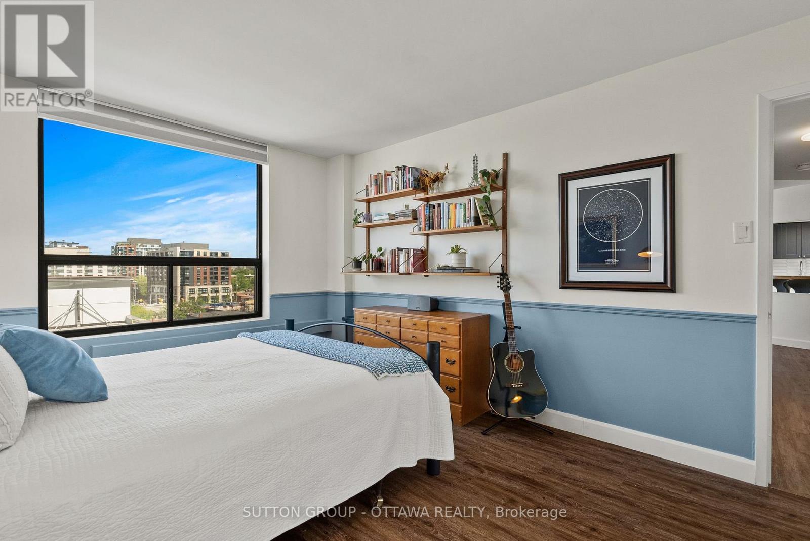 #702 99 HOLLAND AVENUE - 21