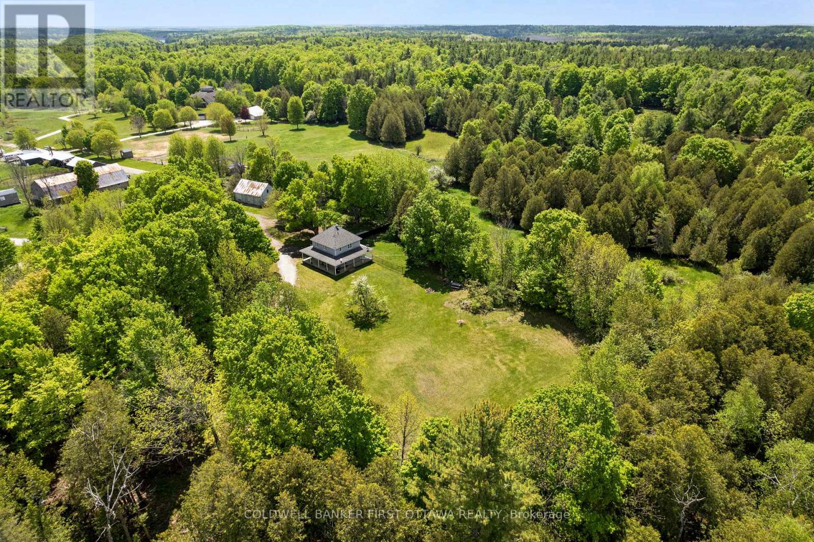 2511 CONCESSION 10C - 45