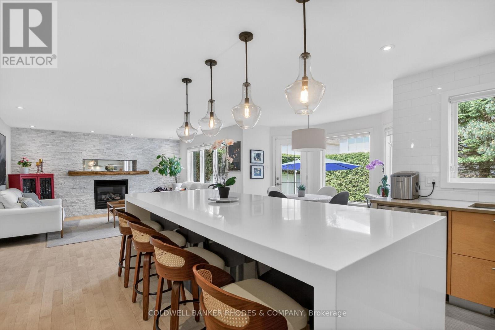 3757 MOUNTAIN MEADOWS CRESCENT - 15