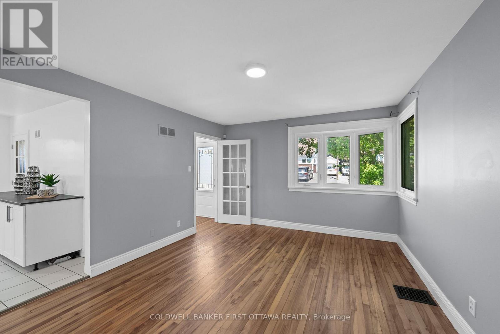 1246 KITCHENER AVENUE - 9