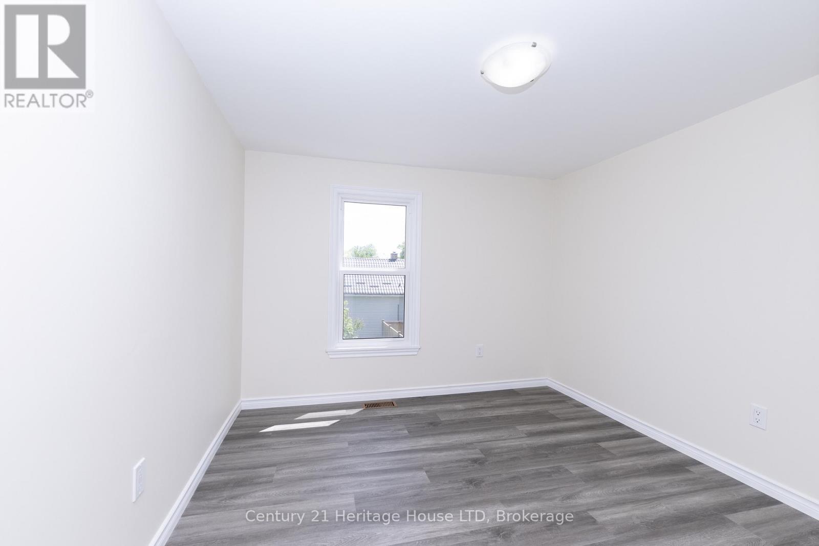 218 HENRIETTA STREET - 18