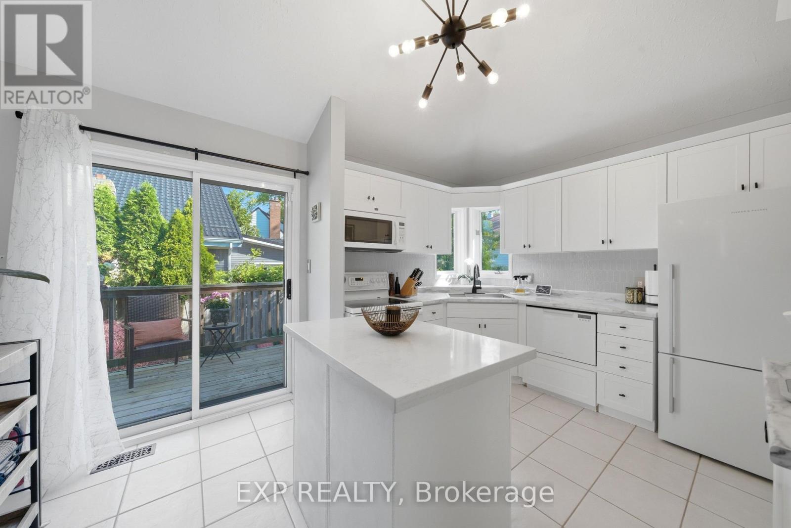 127A LAKESHORE ROAD - 11