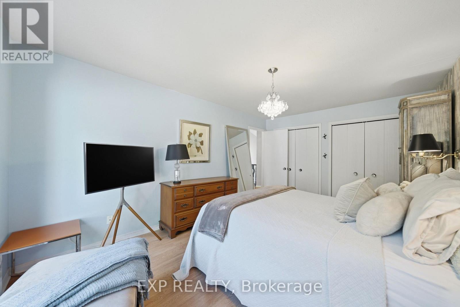 127A LAKESHORE ROAD - 22