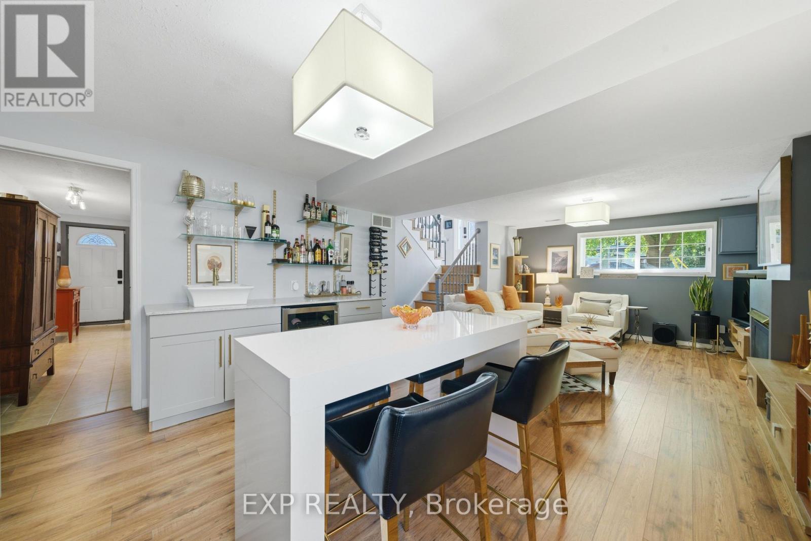 127A LAKESHORE ROAD - 31