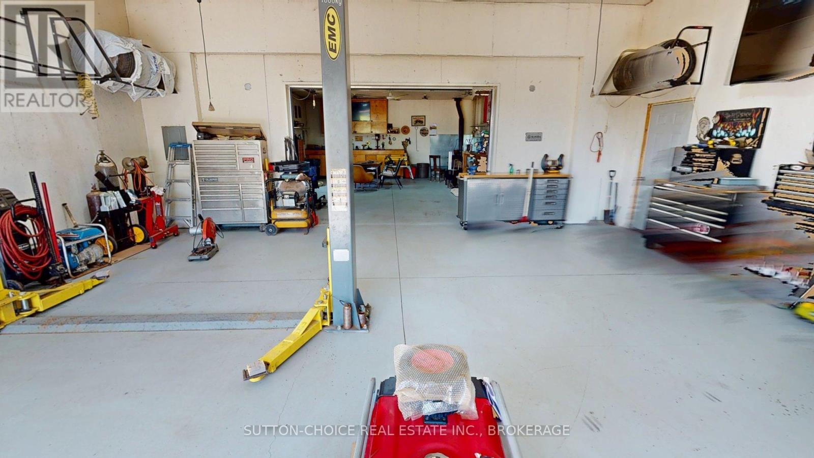 222 YONGE STREET - 13
