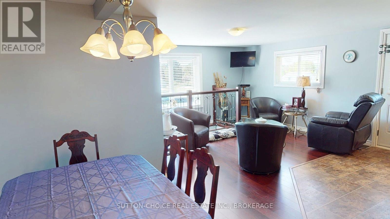 222 YONGE STREET - 20
