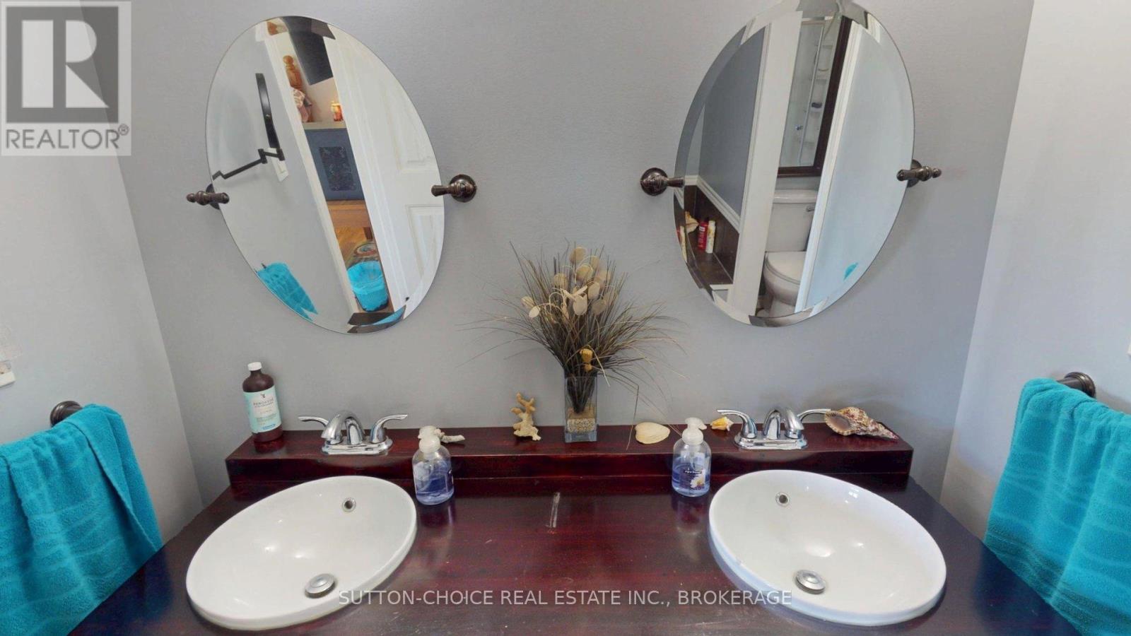 222 YONGE STREET - 24
