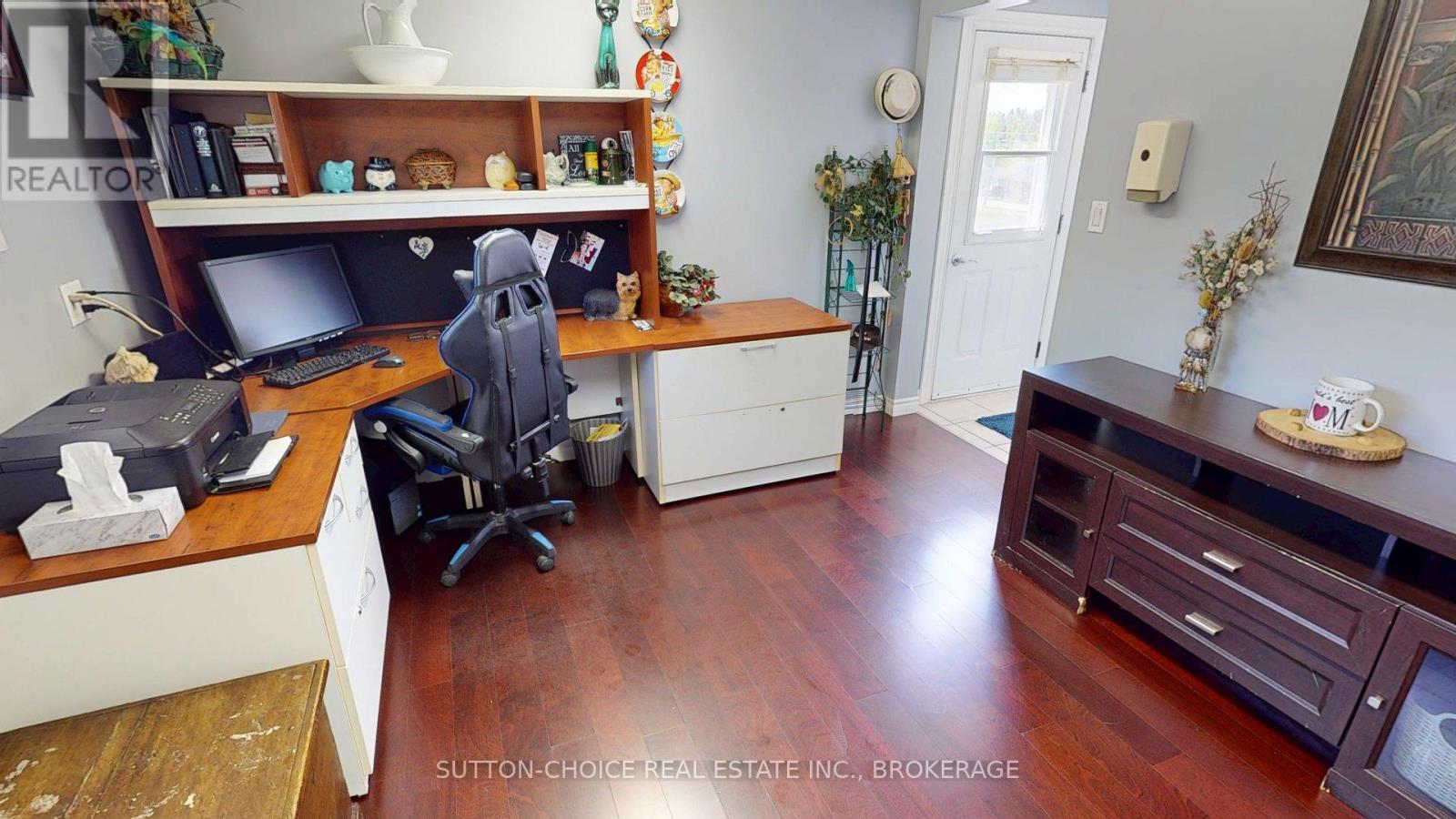 222 YONGE STREET - 30