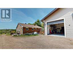 Primary Bedroom - 222 Yonge Street, Bonfield, ON P0H1E0 Photo 6