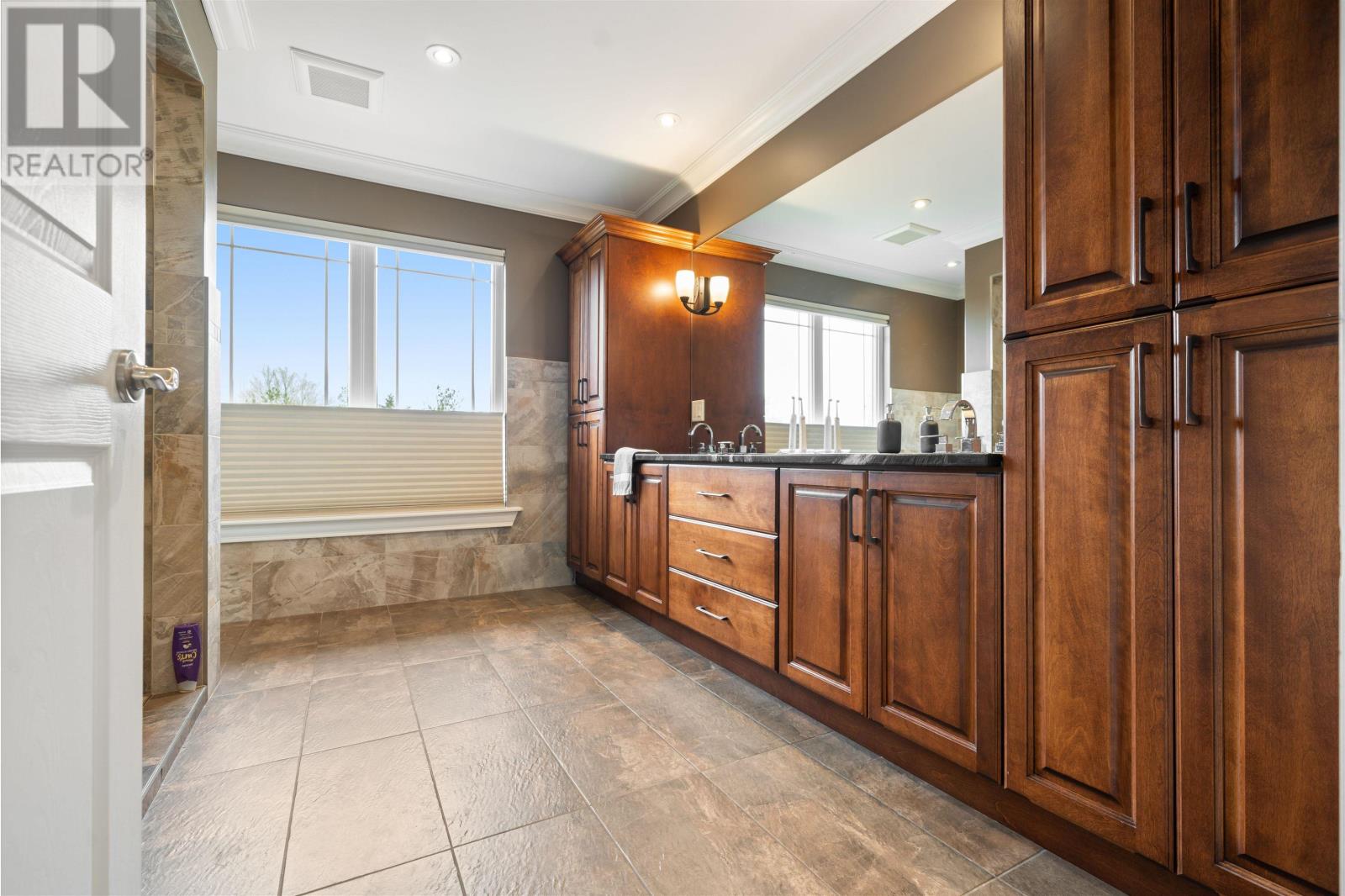 8805 Highway 14 - 29