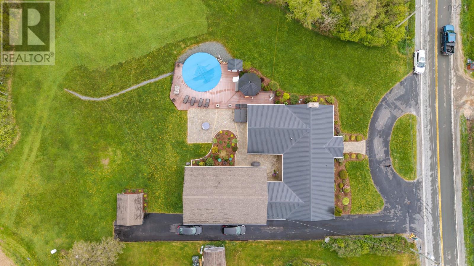 8805 Highway 14 - 35