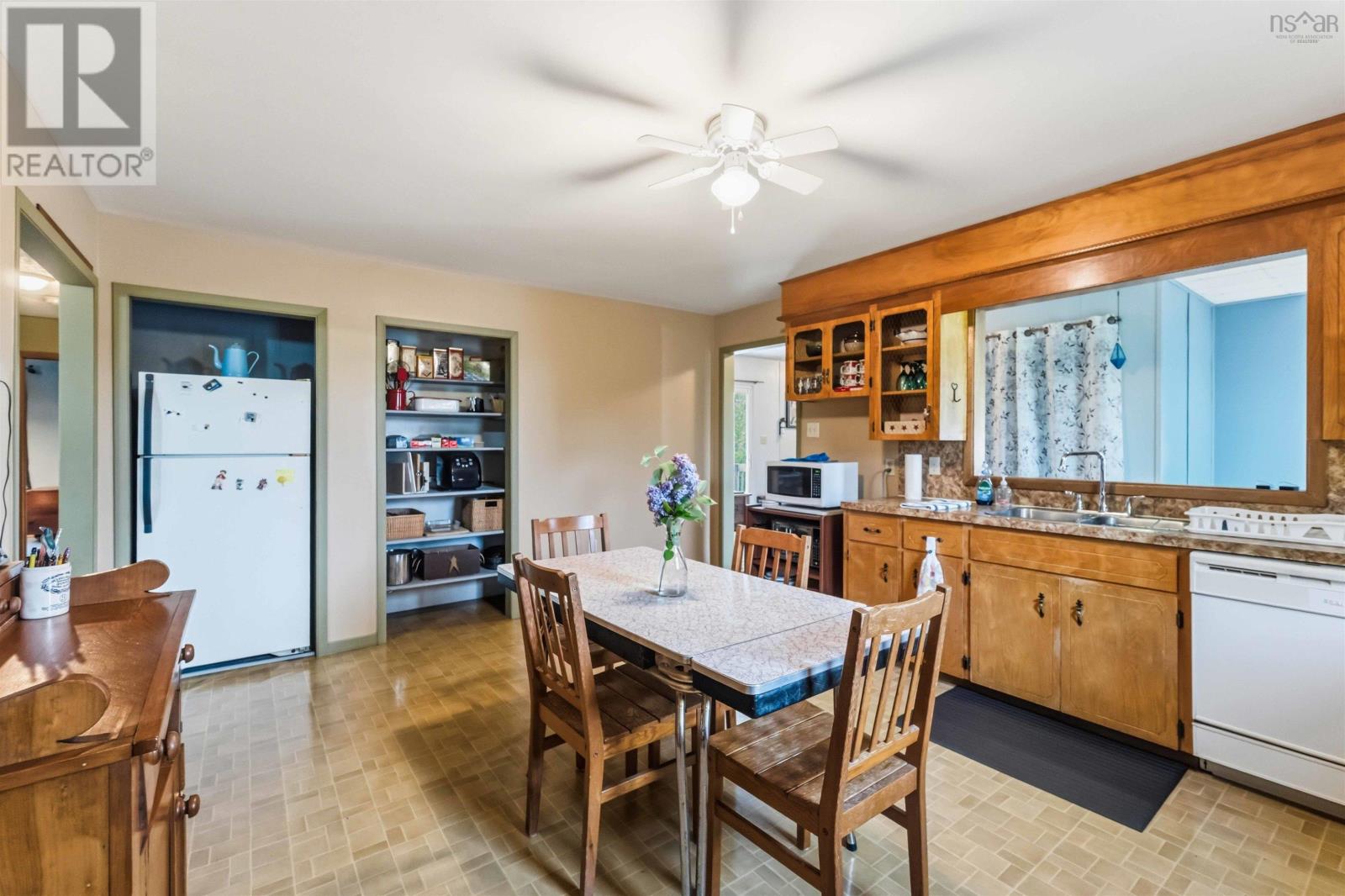 881 Sturk Road - 12
