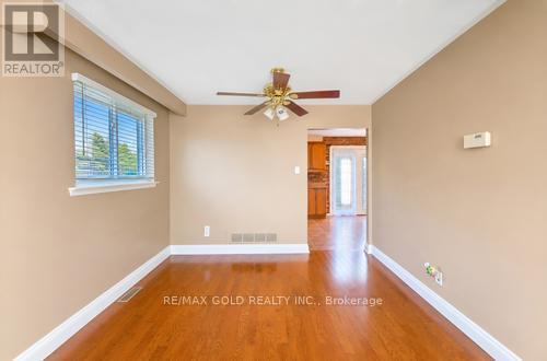 60 GONDOLA CRESCENT - 19