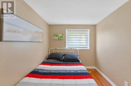 60 GONDOLA CRESCENT - 29