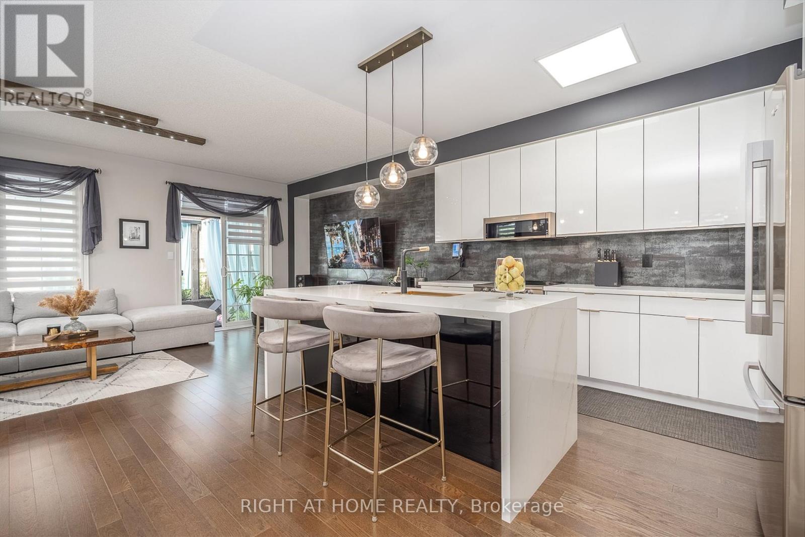 1192 RASPBERRY TERRACE - 10