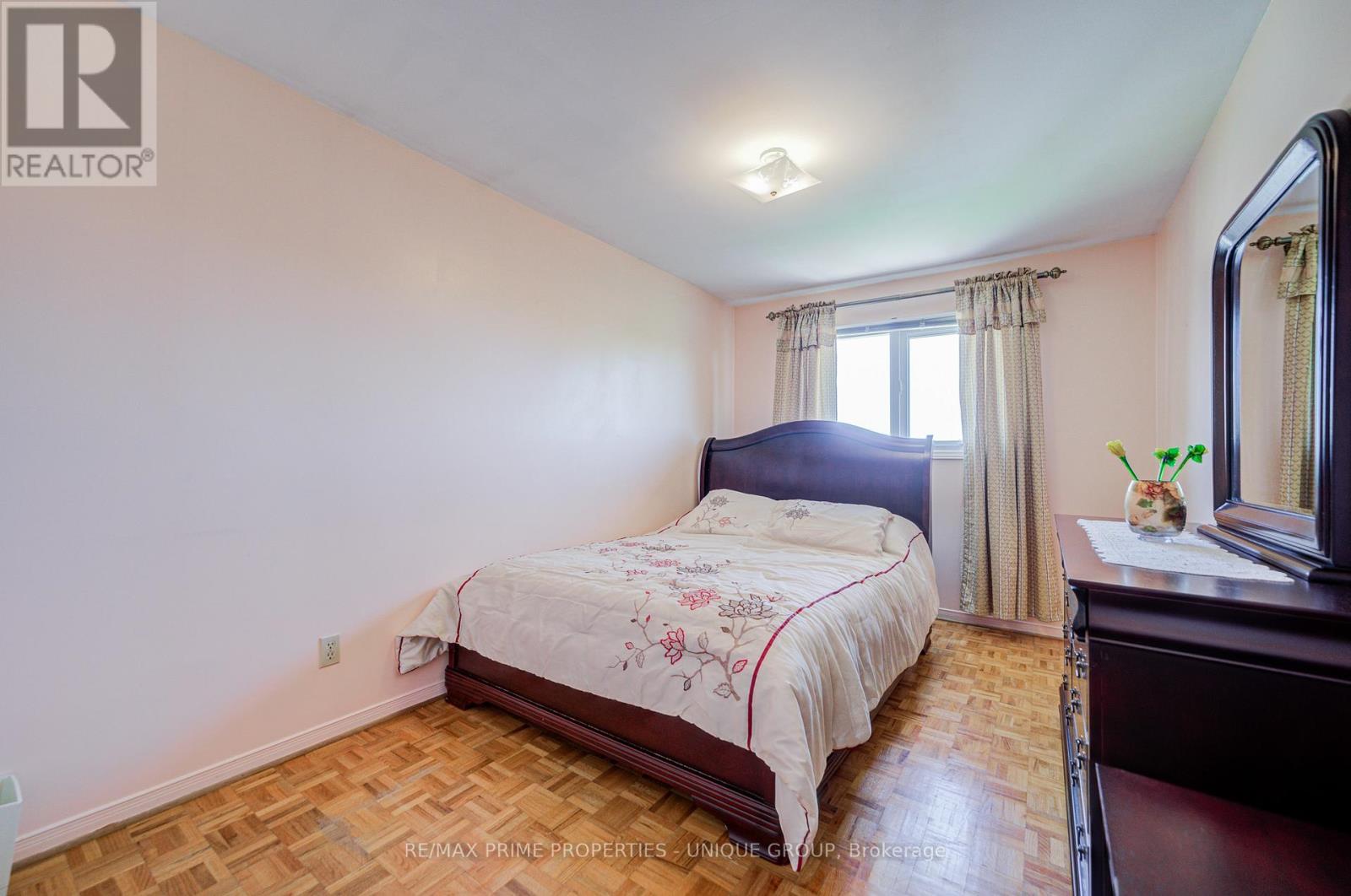 9 CAPSTAN COURT - 27