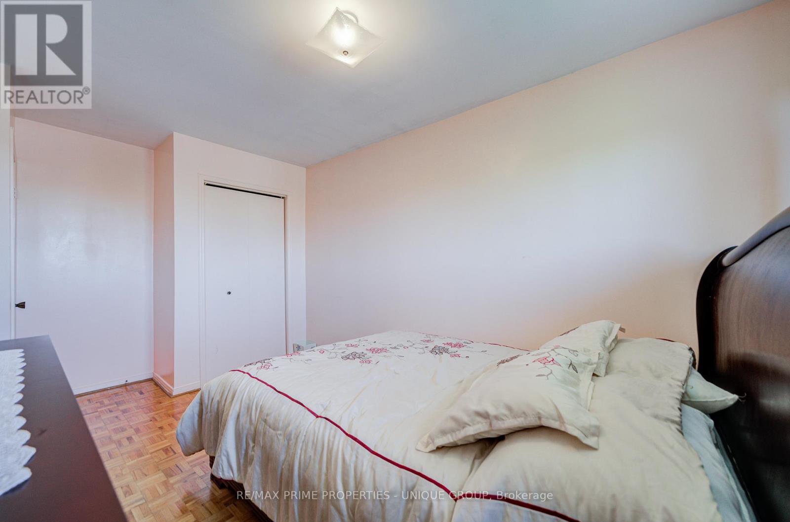 9 CAPSTAN COURT - 28