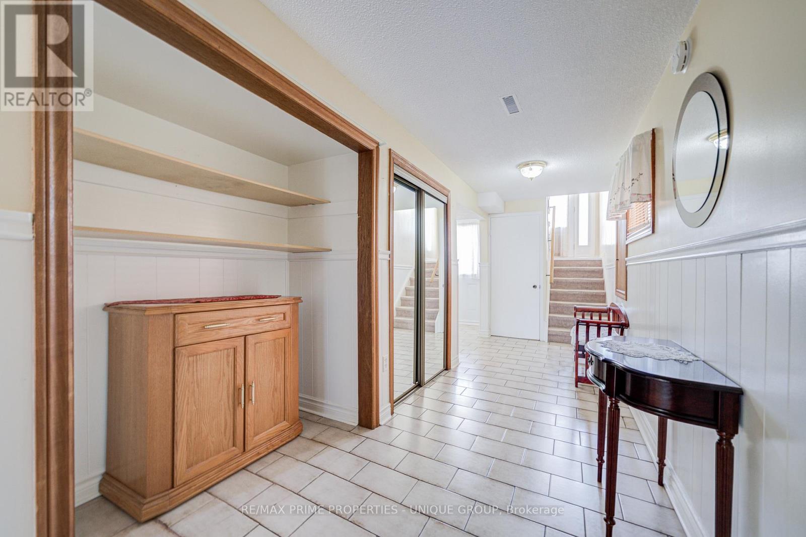 9 CAPSTAN COURT - 36