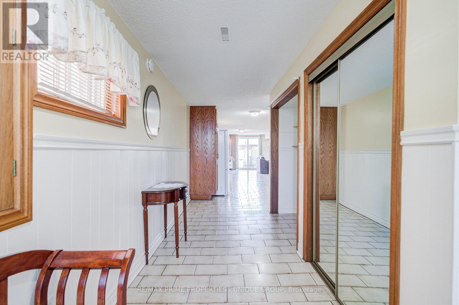 9 CAPSTAN COURT - 37