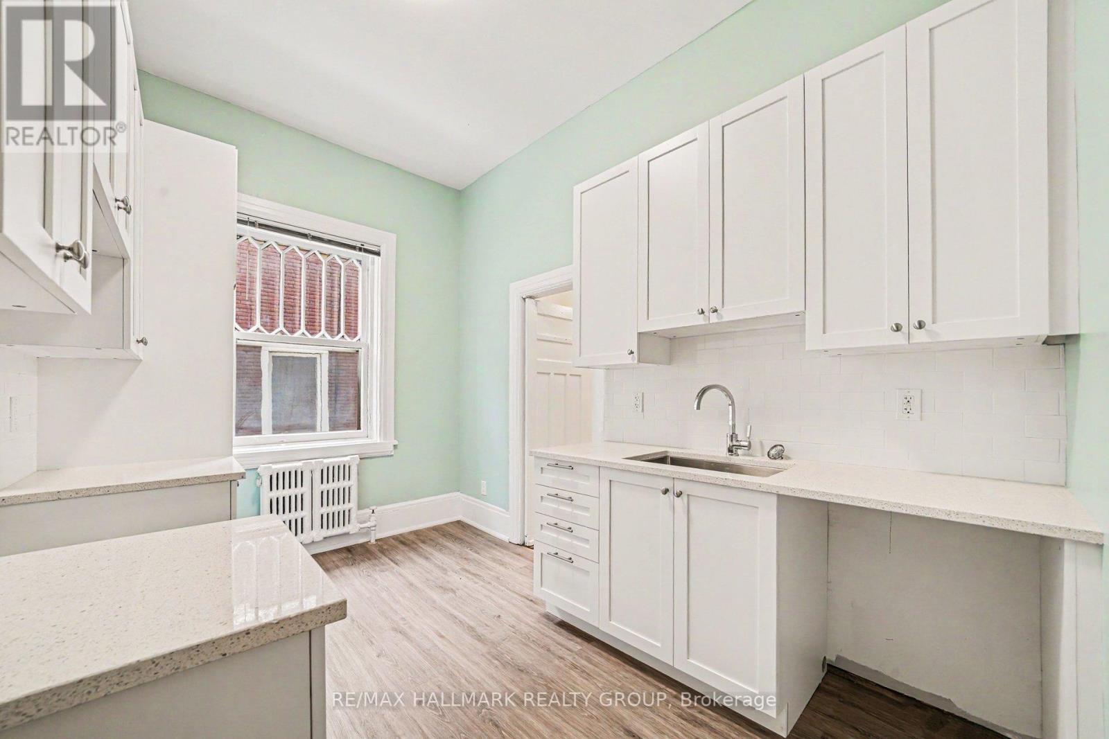 1 Bed, 1 Bath Multi-Family for Rent in Ottawa – 4 – 413 ELGIN STREET, Ottawa – MLS# X13235784 - Image 12