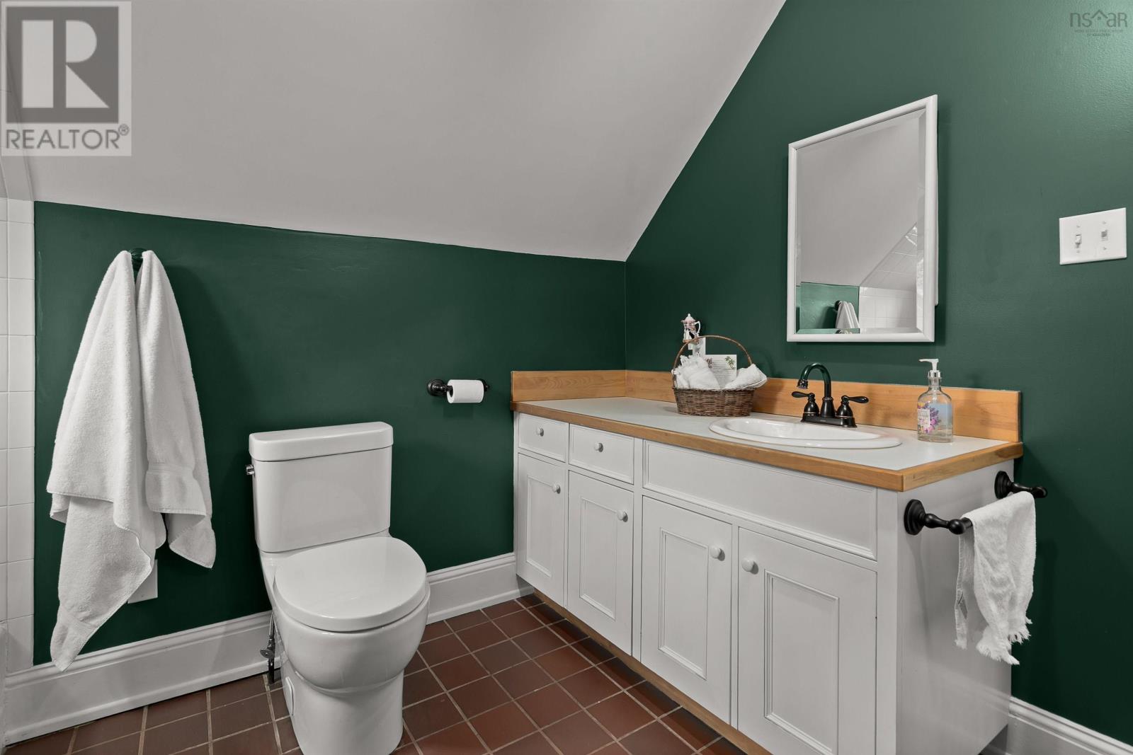 10317 St Margarets Bay Road - 31